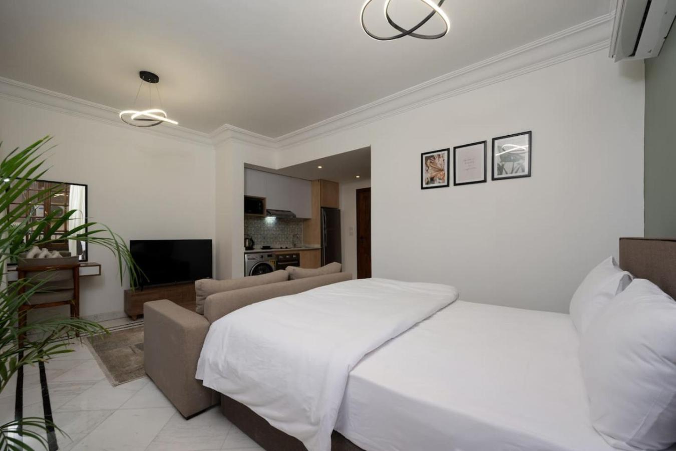 77 By Spacey - In Maadi Apartment